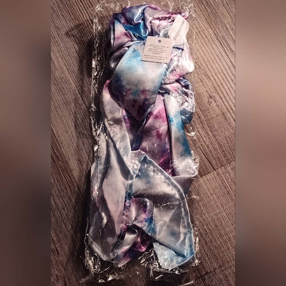 NWT! Urban Outfitters Tye-Dye Scarf Scrunchie